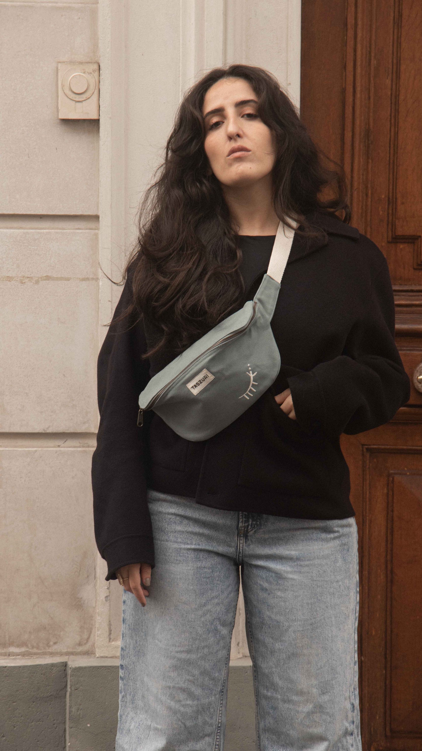Sac banane azel vert sauge - vue portee