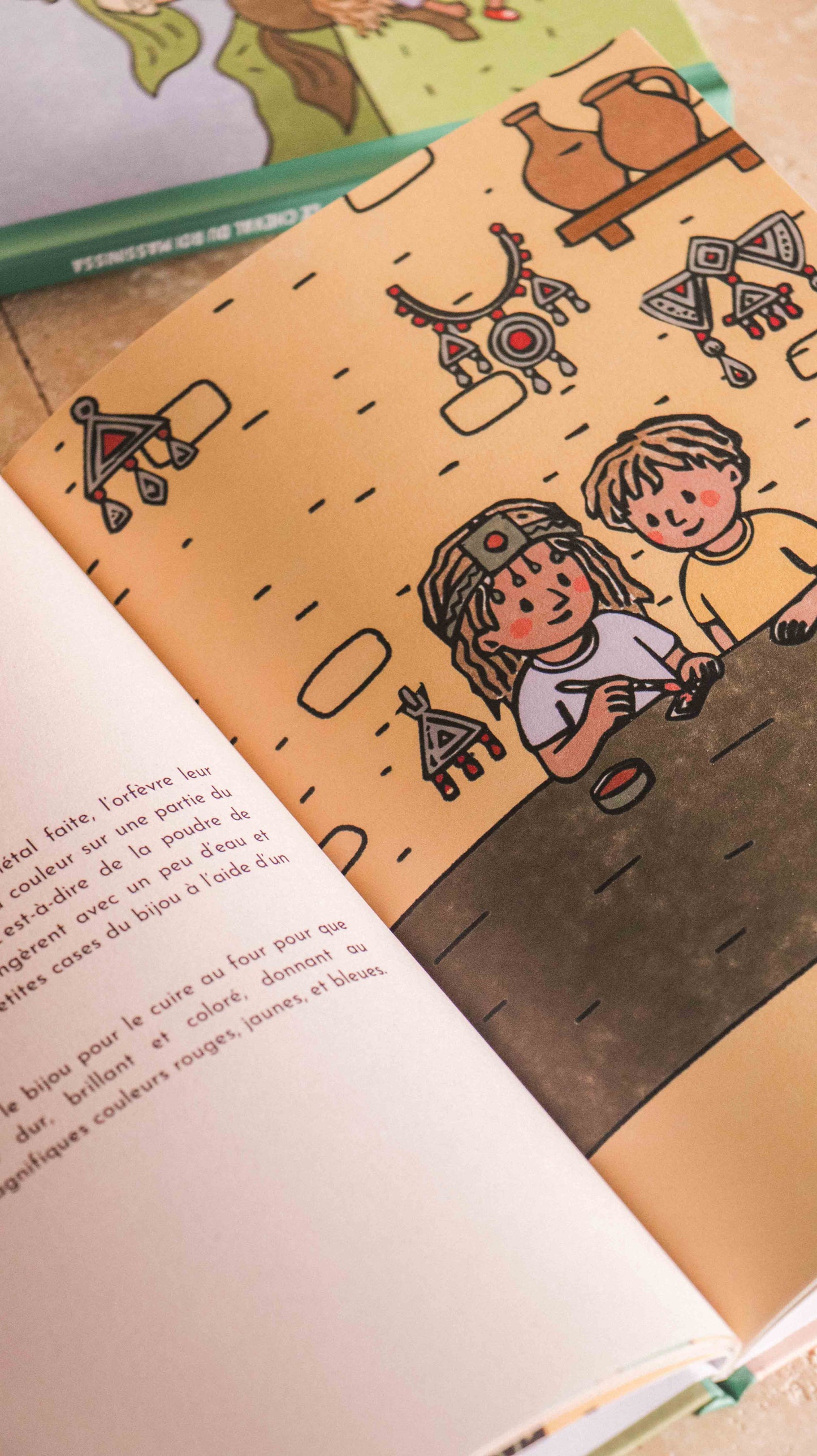 LIVRE 4 à 8 ans - Le diadème aux mille secrets - Les aventures de Lila et Dali