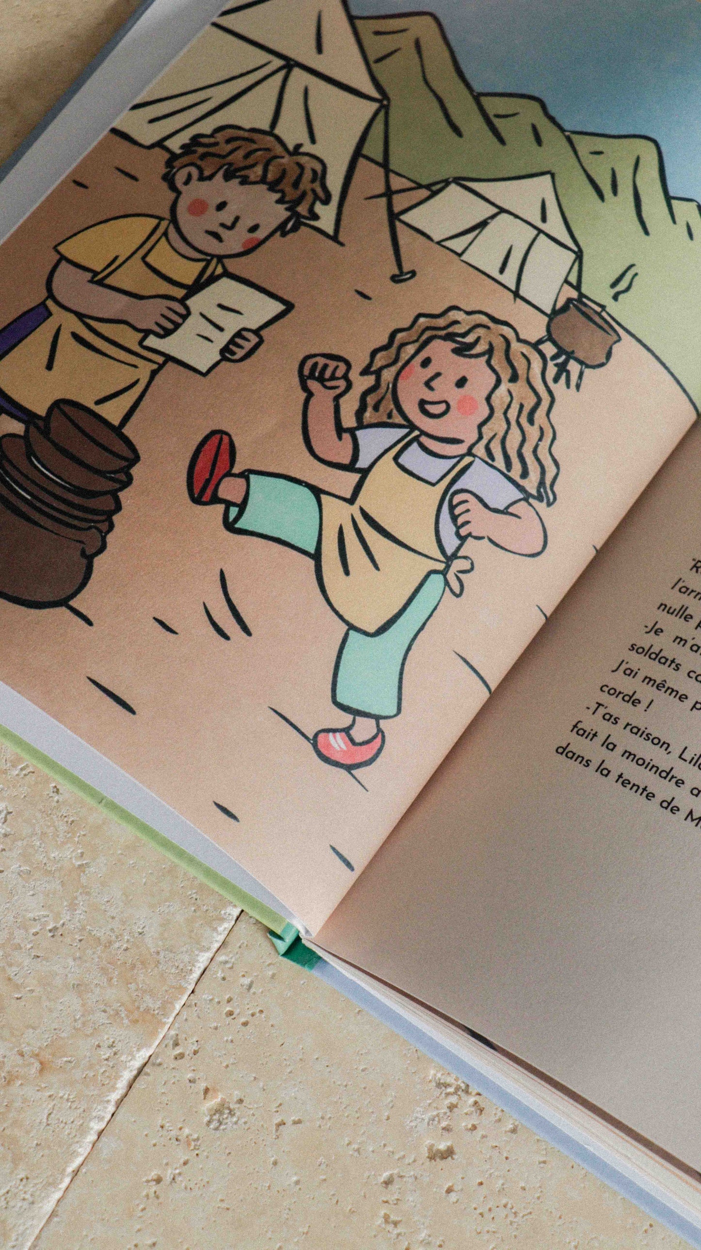 LIVRE - Le cheval du roi Massinissa - Les aventures de Lila et Dali