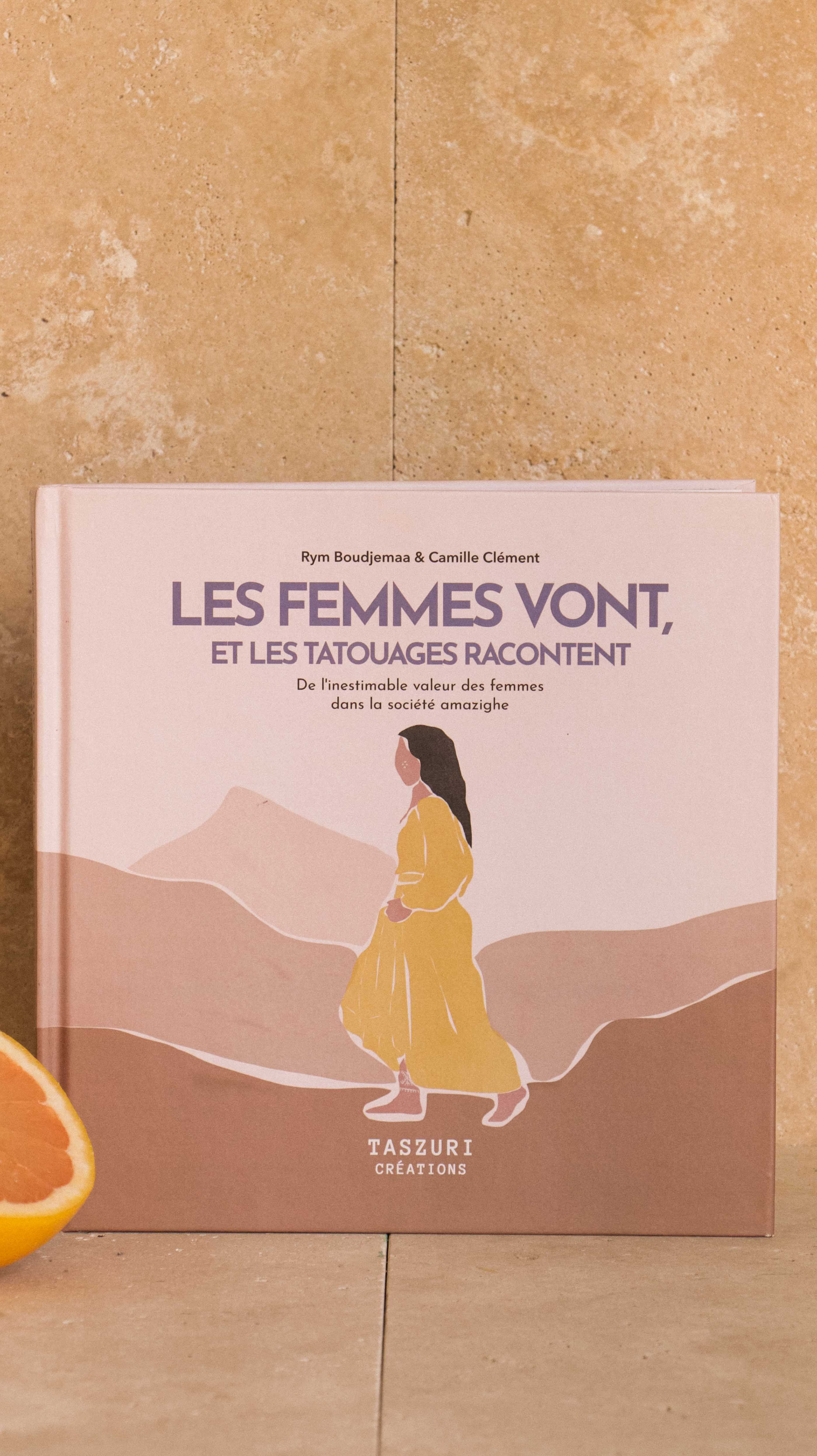 LIVRE - Les femmes vont, et les tatouages racontent