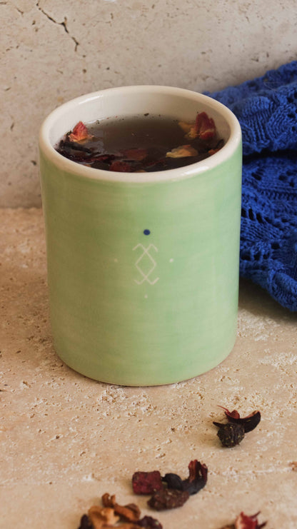 RIF - Mug en céramique artisanal vert sauge