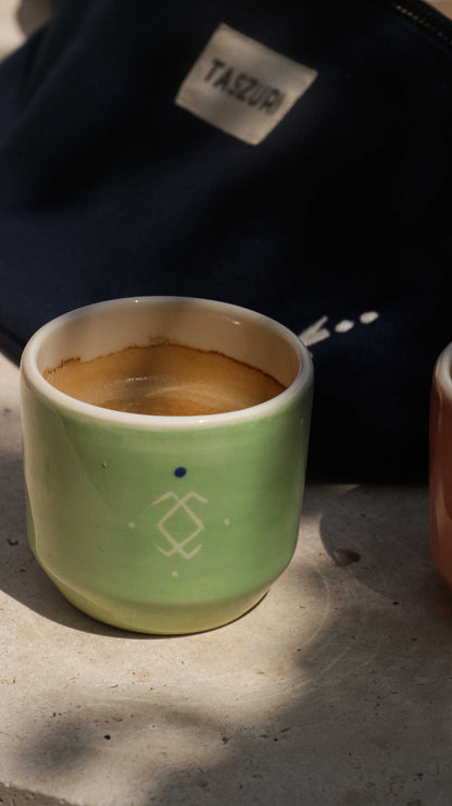 ALIKO - Tasse à expresso en céramique artisanale vert sauge