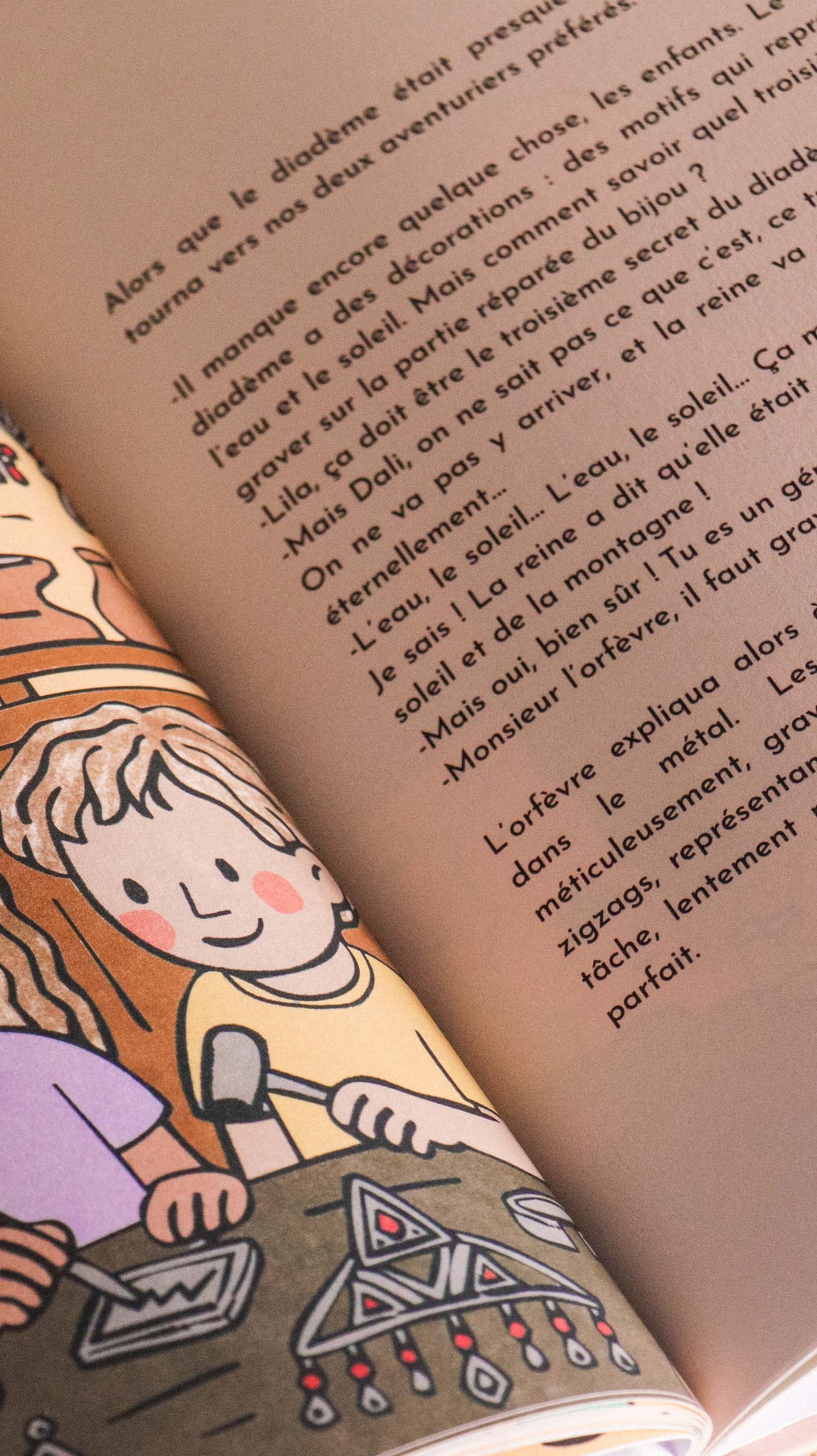 LIVRE 4 à 8 ans - Le diadème aux mille secrets - Les aventures de Lila et Dali