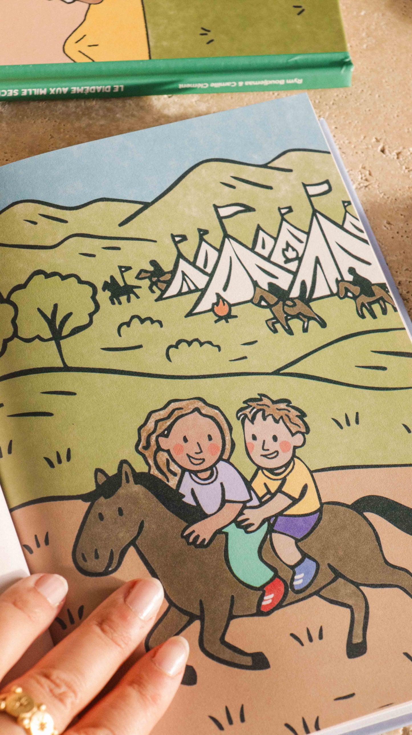 LIVRE 4 à 8 ans - Le cheval du roi Massinissa - Les aventures de Lila et Dali