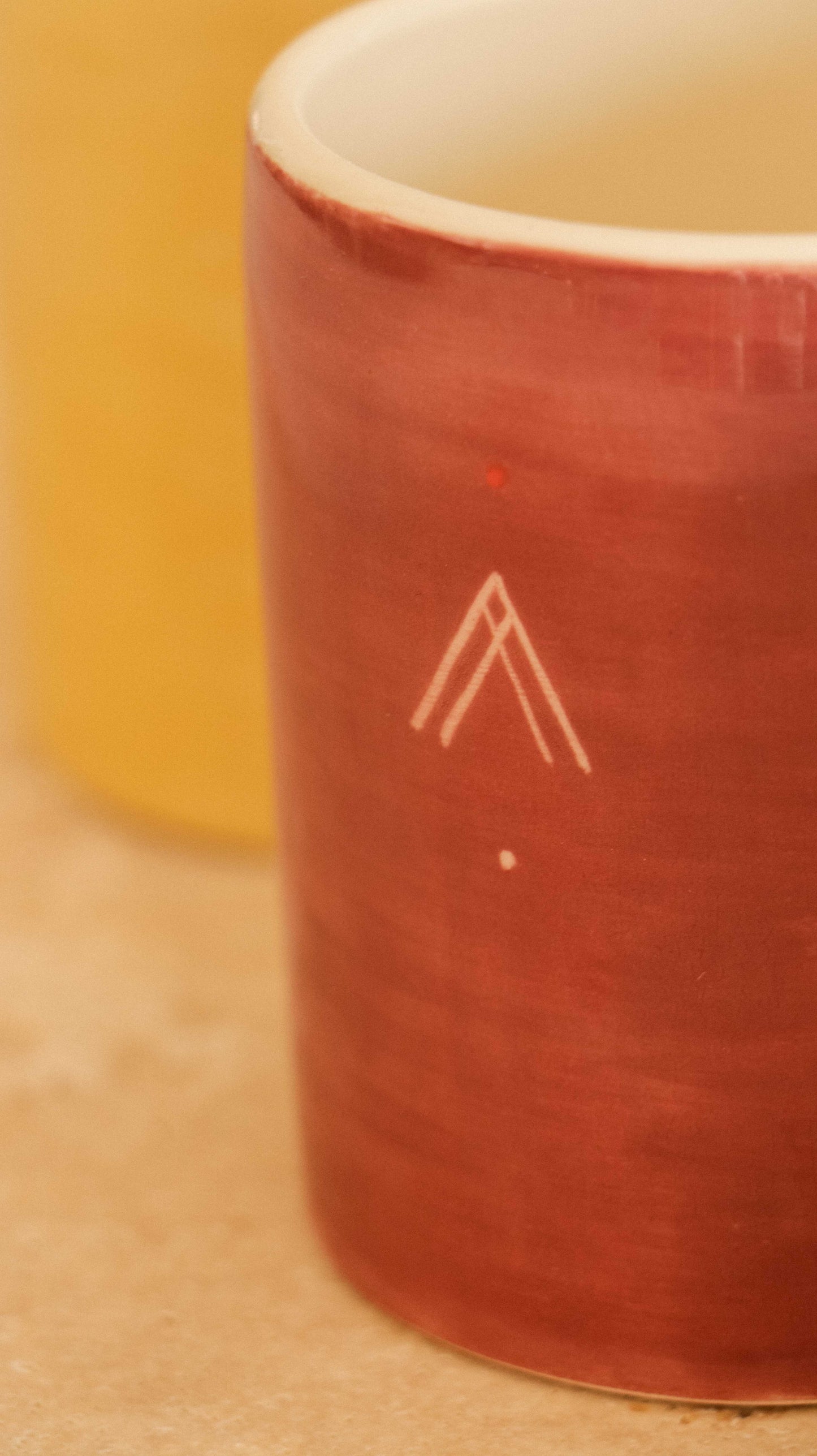 RIF - Mug en céramique artisanal cerise