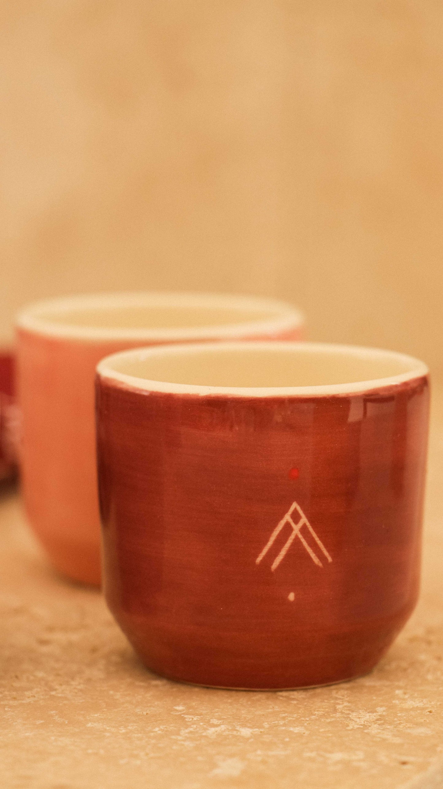 ALIKO - Tasse à expresso en céramique artisanale cerise